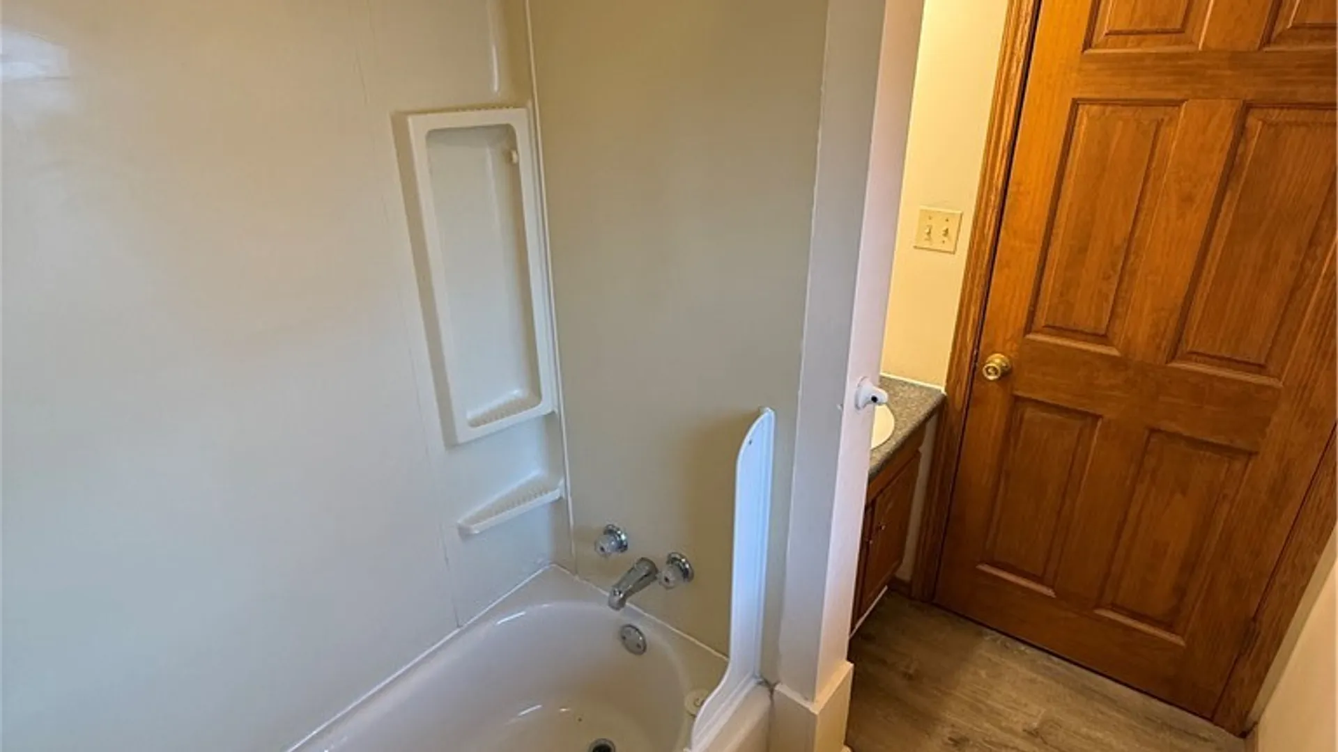 Property at 915 Arcadia Avenue, Utica, NY 13502 6