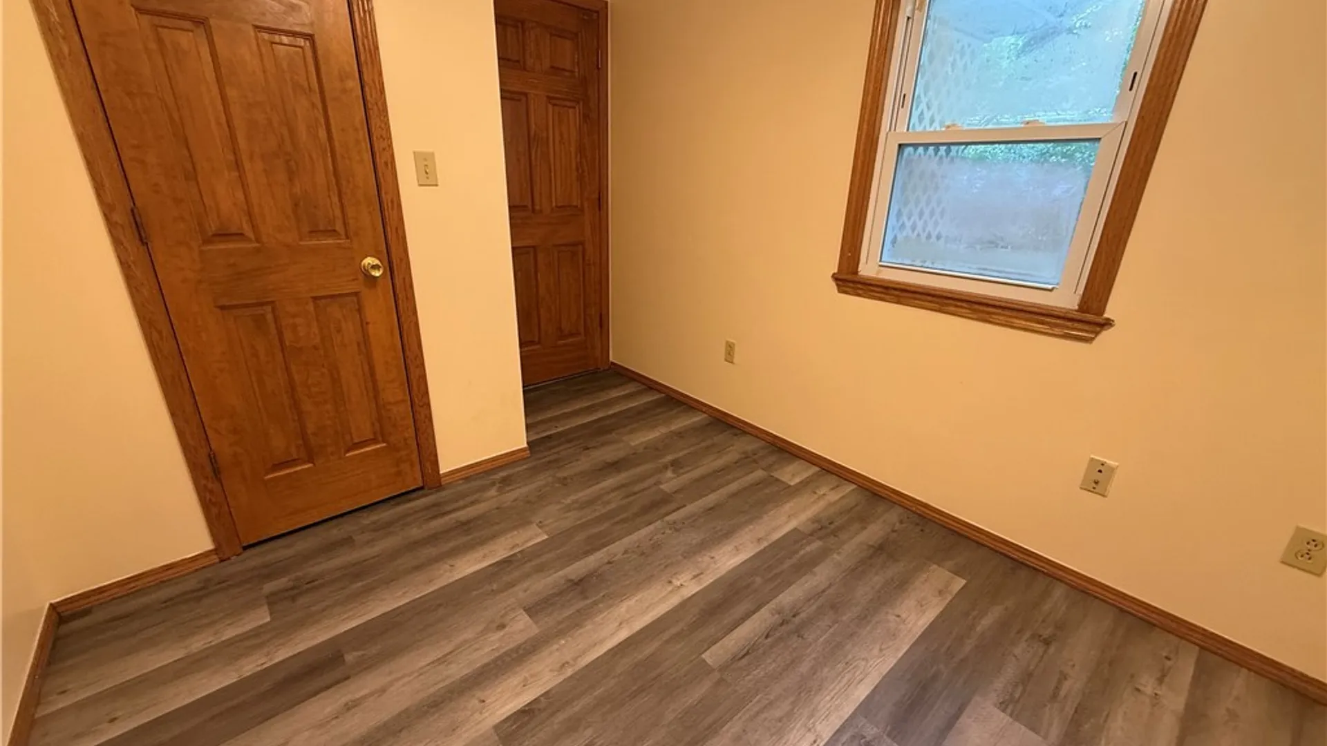 Property at 915 Arcadia Avenue, Utica, NY 13502 8