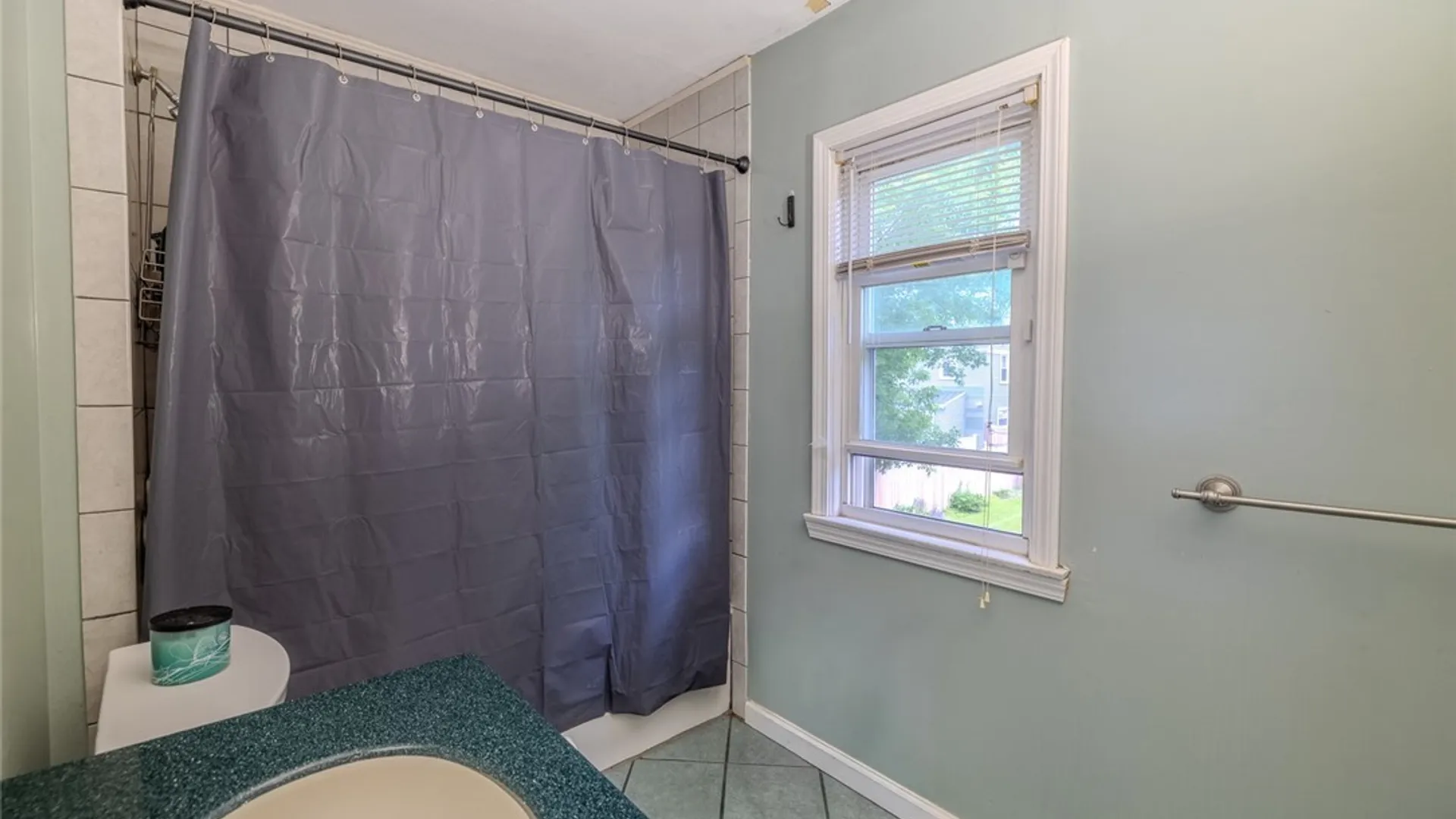 Property at 112 Aberdeen Terrace, Syracuse, NY 13206 23