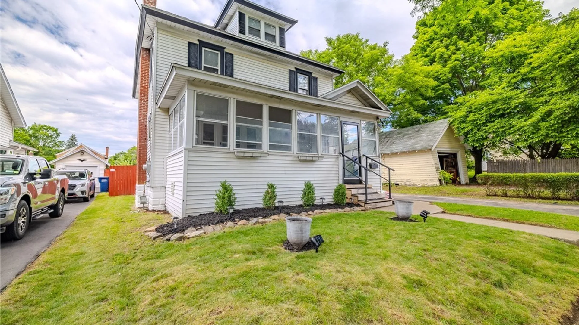Property at 112 Aberdeen Terrace, Syracuse, NY 13206 3