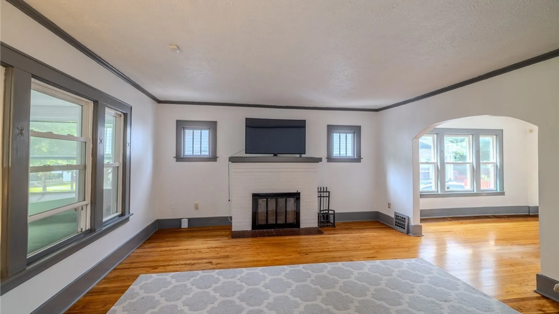 Property at 112 Aberdeen Terrace, Syracuse, NY 13206 8