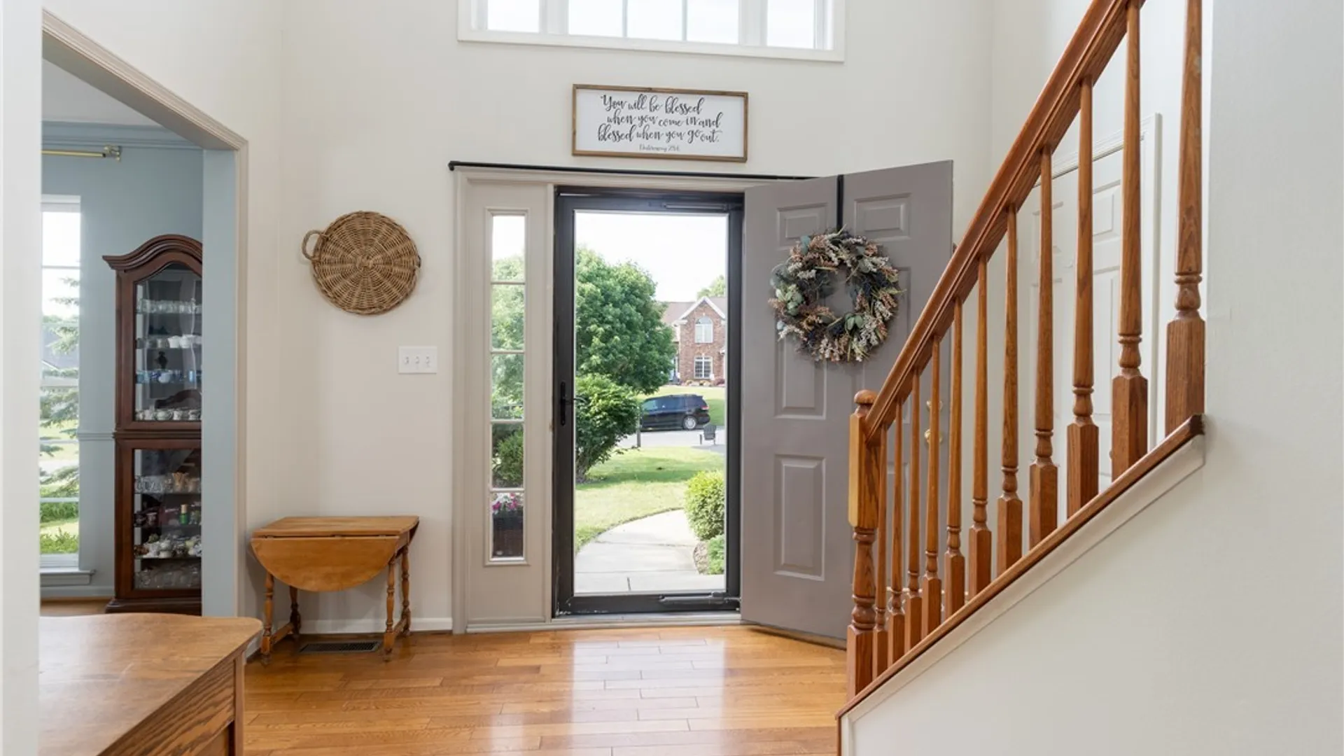 Property at 6 Lynchburg Court, Orchard Park, NY 14127 4