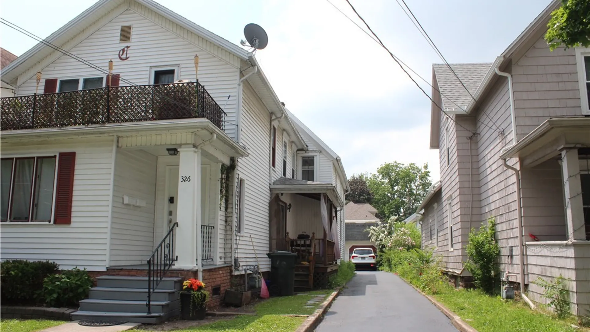 Property at 326 Niagara Street, North Tonawanda, NY 14120 3