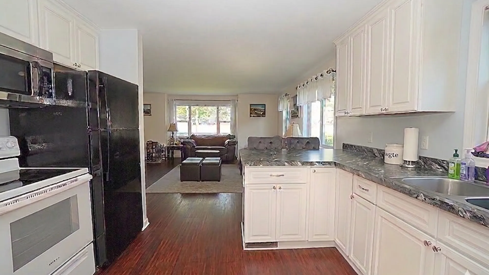Property at 544 Payne Avenue, North Tonawanda, NY 14120 12