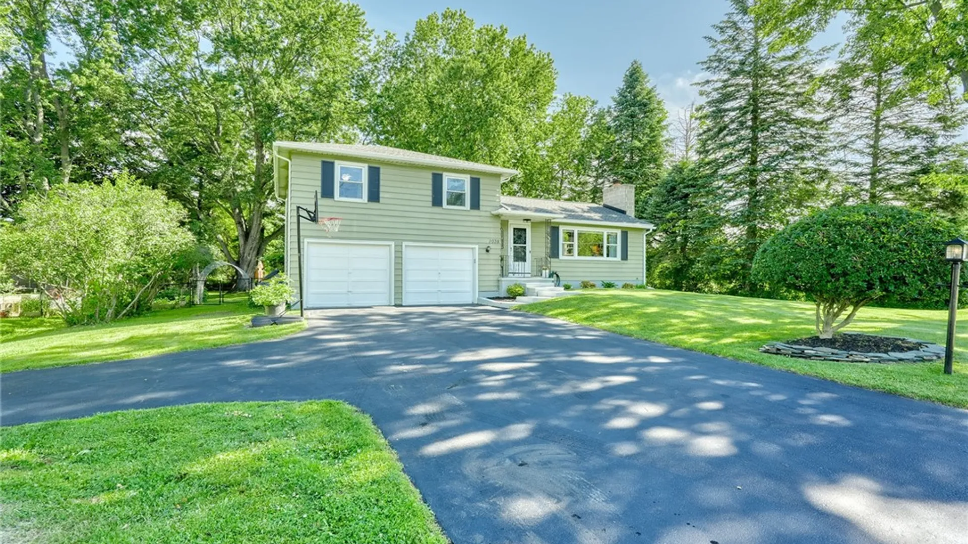 Property at 1038 Whalen Road, Penfield, NY 14526 3