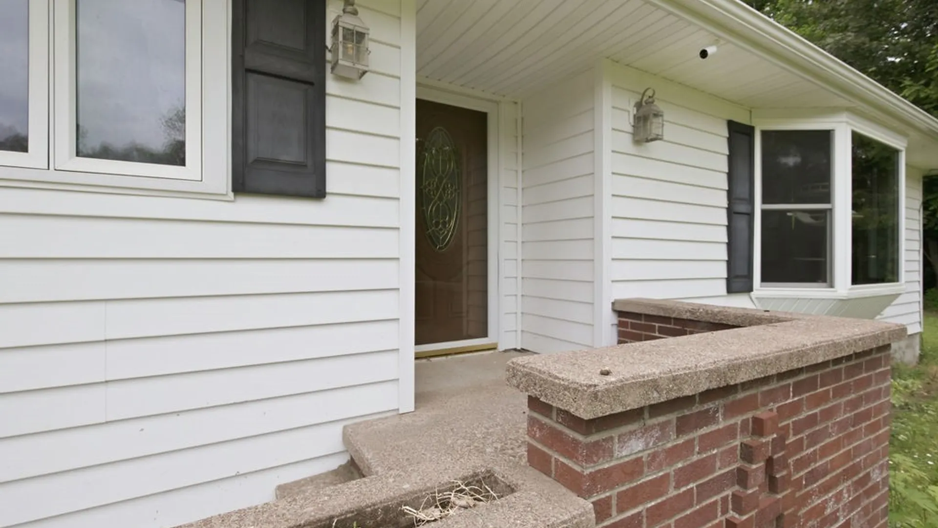 Property at 21 Brookside Avenue, Minetto, NY 13115 28