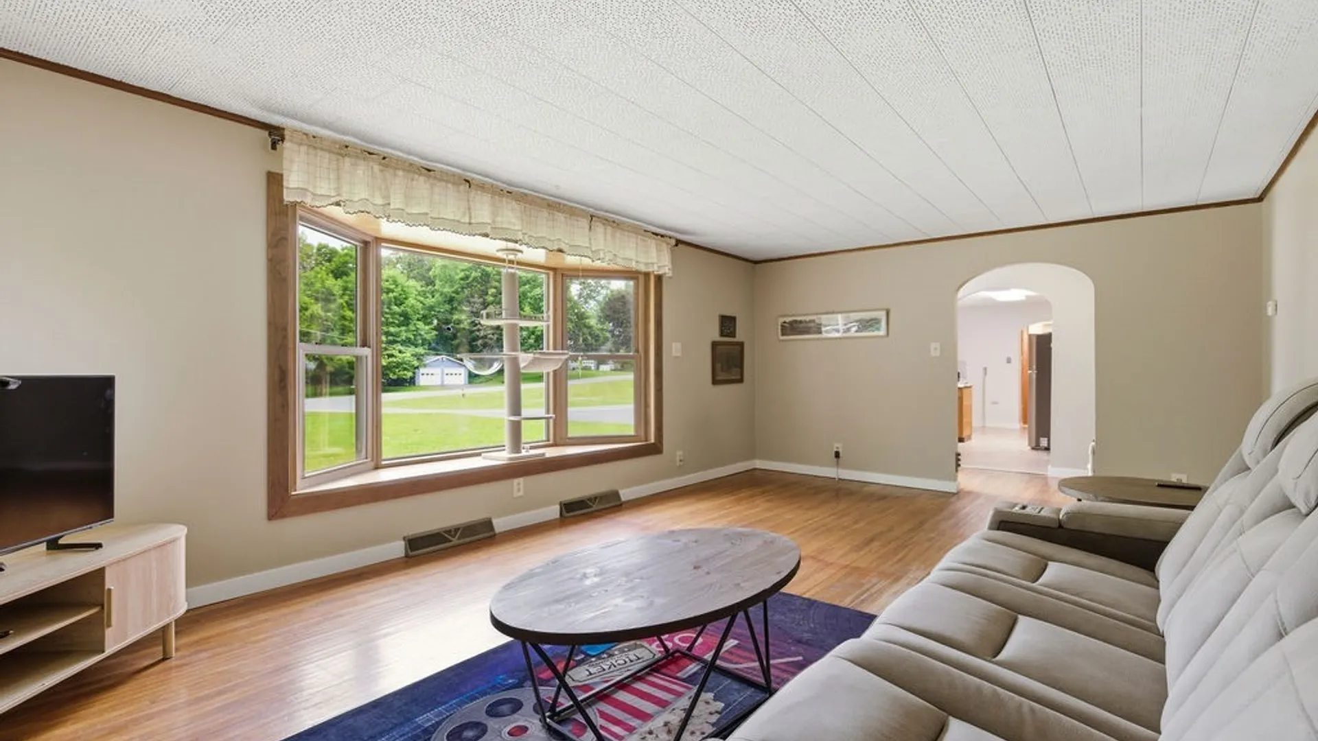 Property at 21 Brookside Avenue, Minetto, NY 13115 3