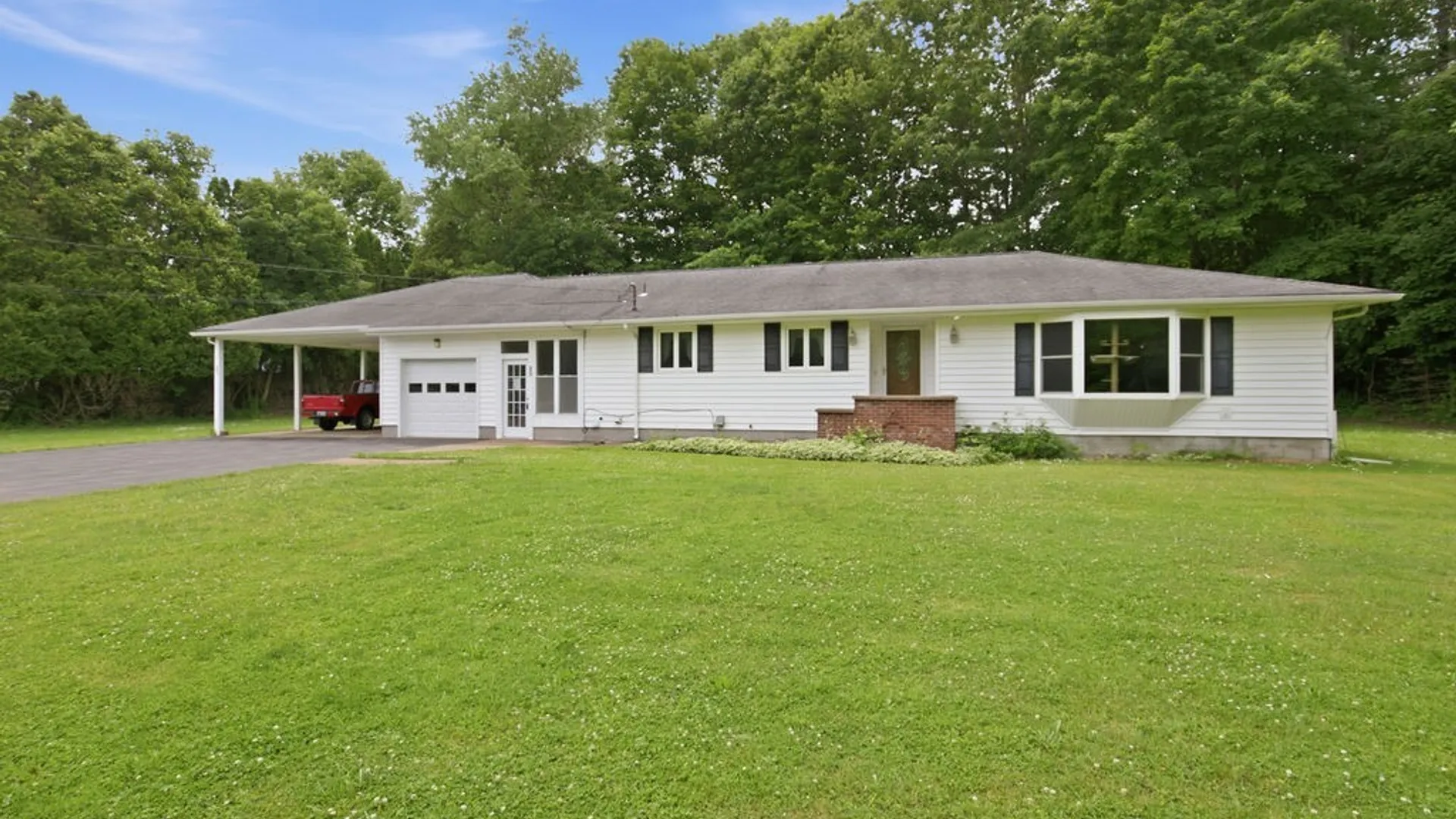 Property at 21 Brookside Avenue, Minetto, NY 13115 33