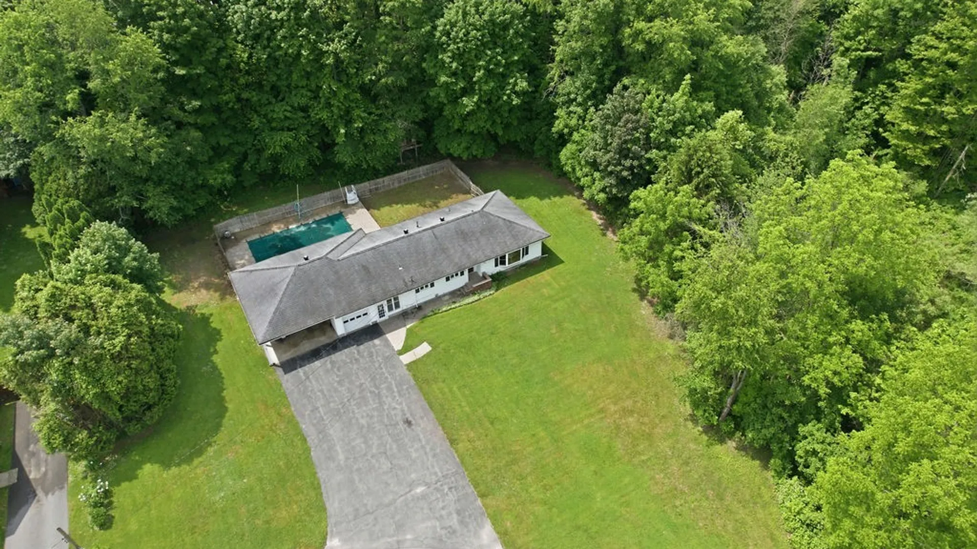 Property at 21 Brookside Avenue, Minetto, NY 13115 37
