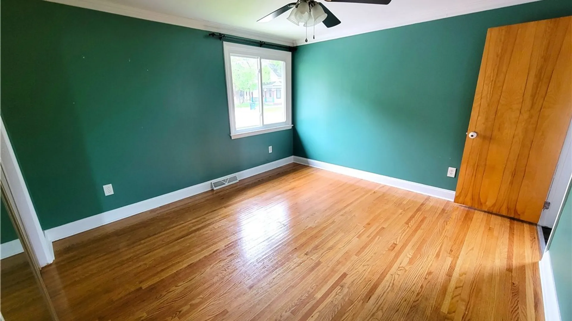 Property at 2 Yale Place, Buffalo, NY 14210 20