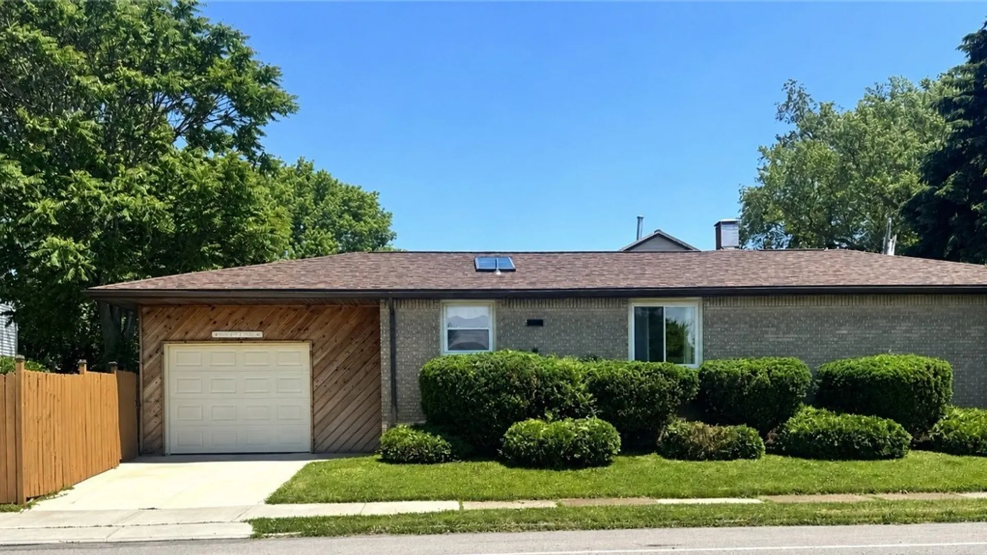 Property at 2 Yale Place, Buffalo, NY 14210 35