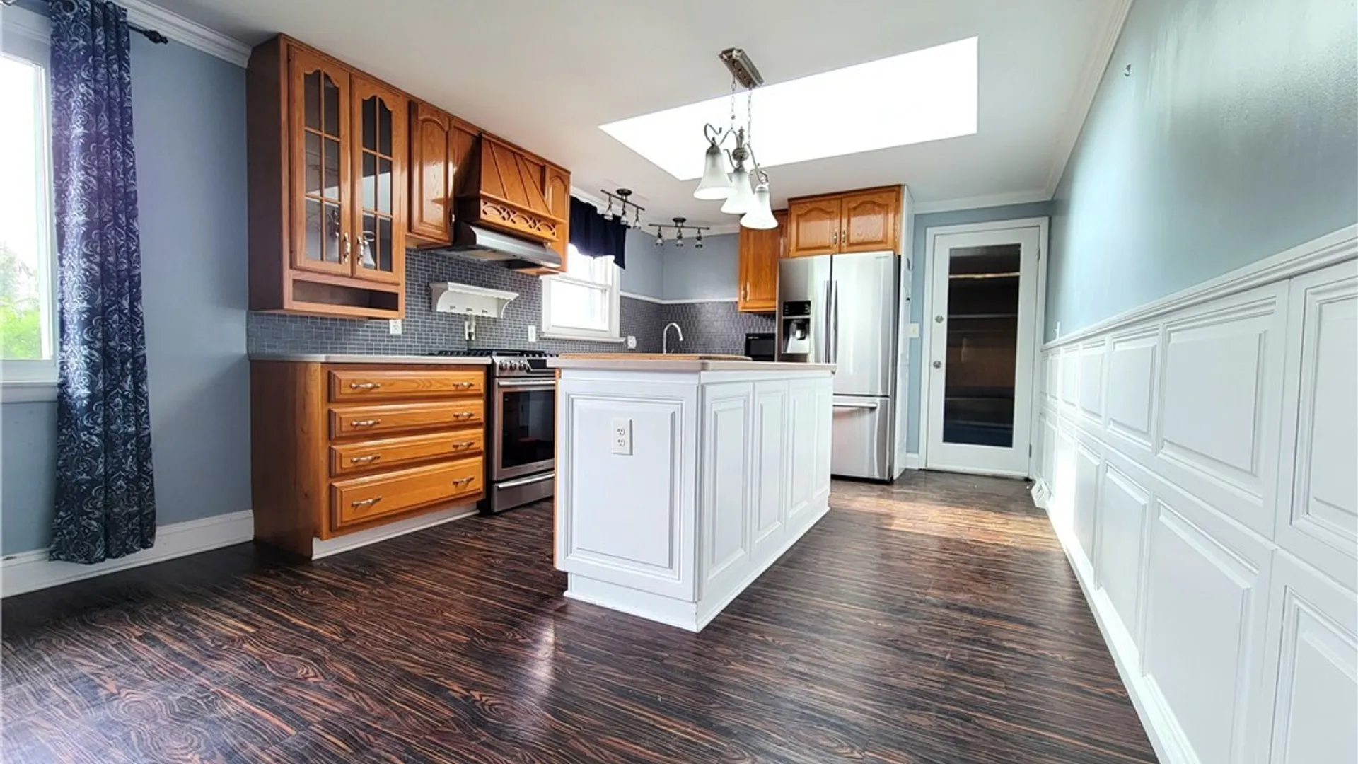 Property at 2 Yale Place, Buffalo, NY 14210 6