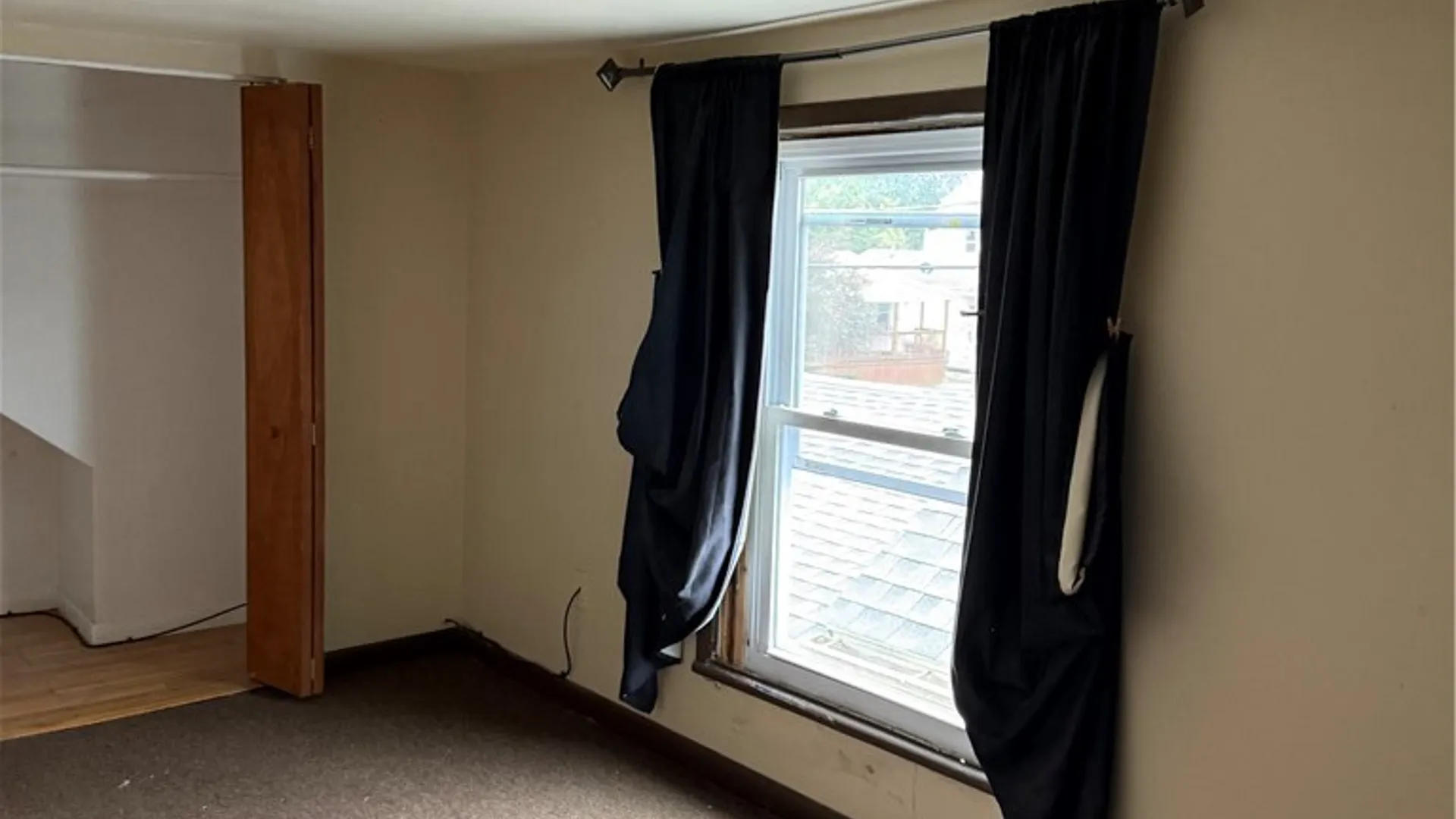 Property at 228 71st Street, Niagara Falls, NY 14304 4