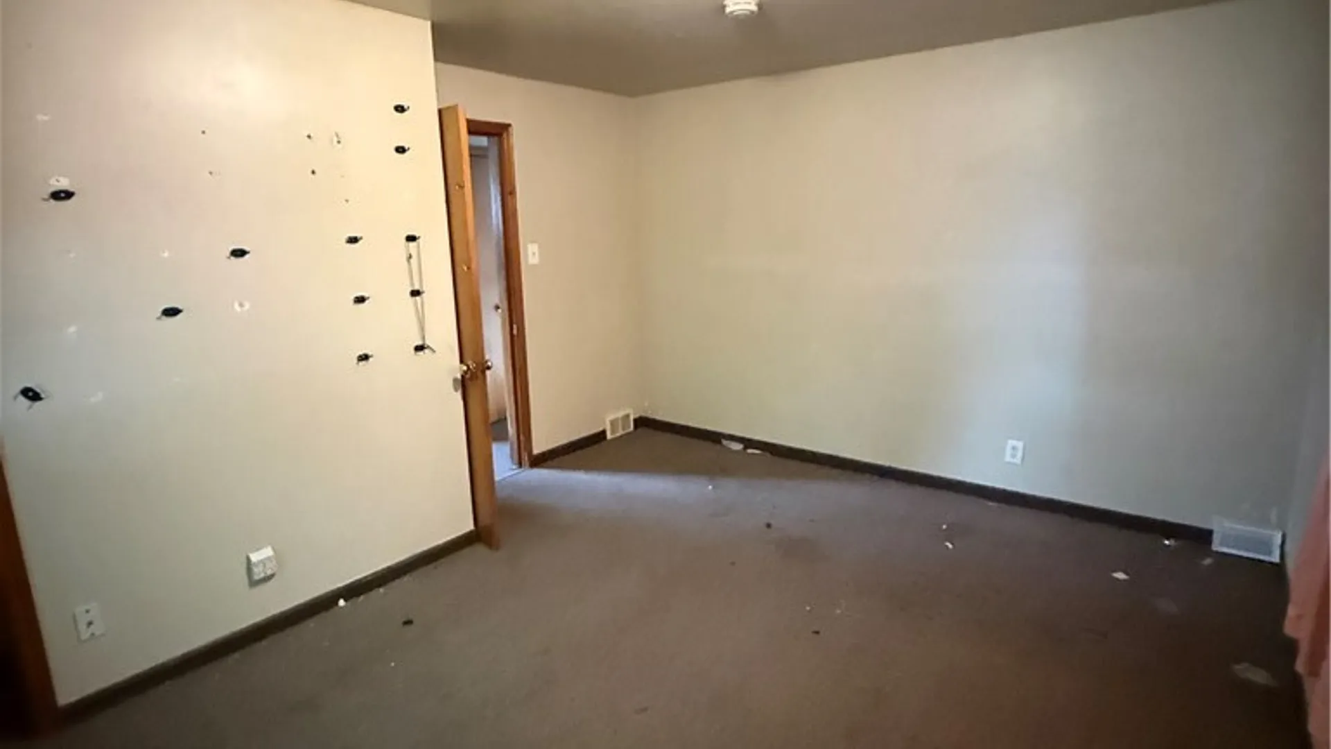 Property at 228 71st Street, Niagara Falls, NY 14304 6