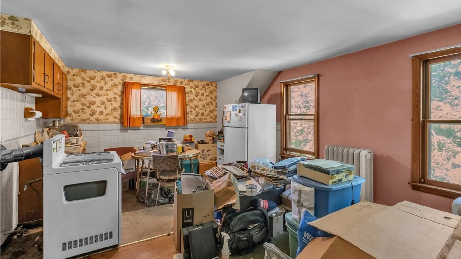 Property at 27 Sattler Avenue, Buffalo, NY 14211 28