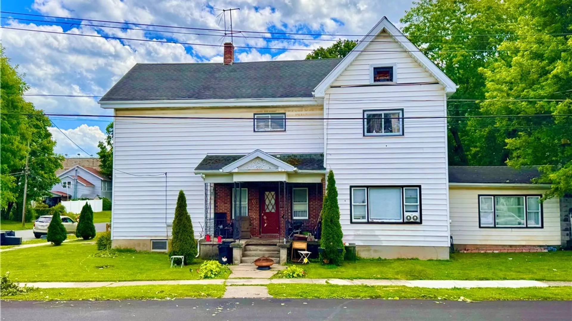 Property at 9 Cross Street, Auburn, NY 13021 3