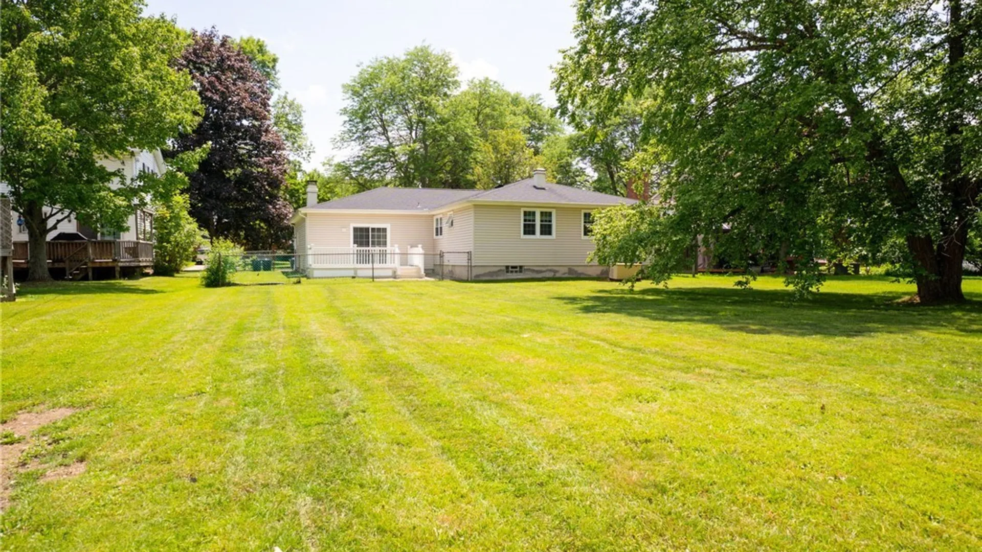 Property at 108 Christine Drive, Amherst, NY 14228 18