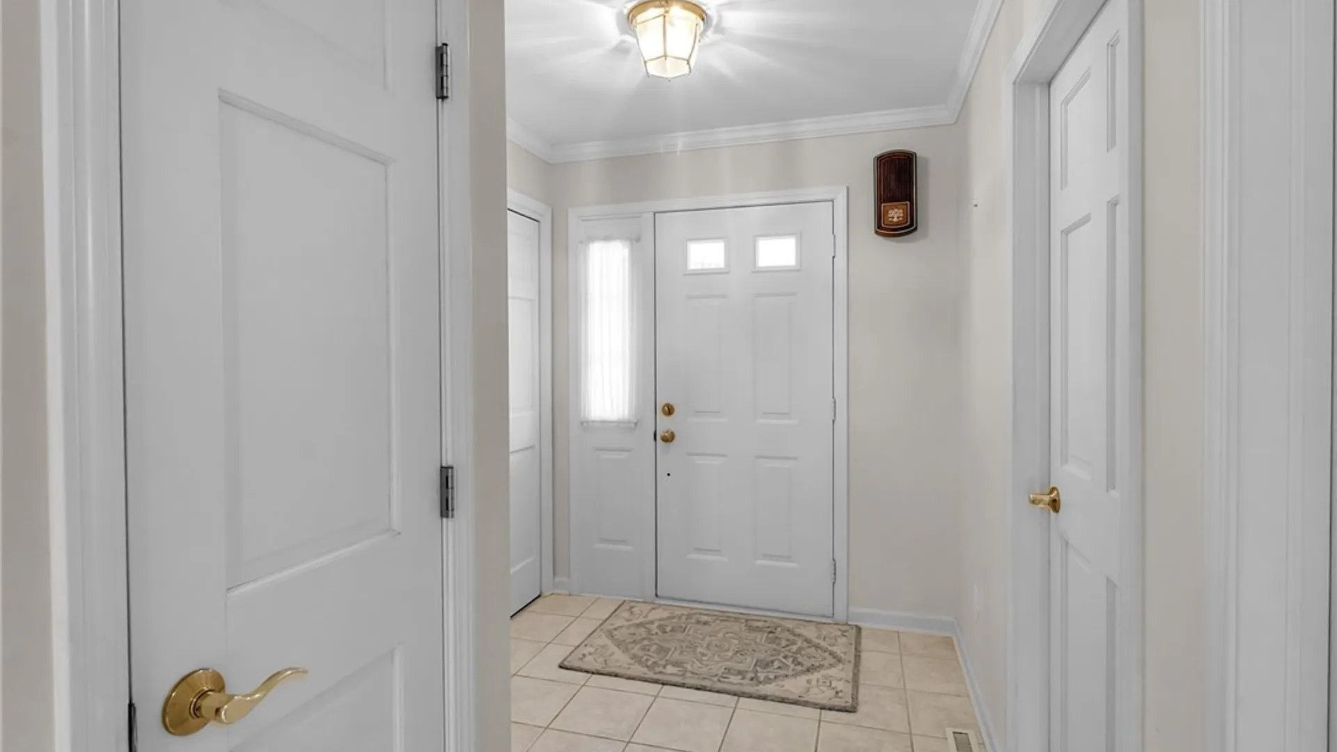 Property at 3 Saint Charles Court, Amherst, NY 14221 11
