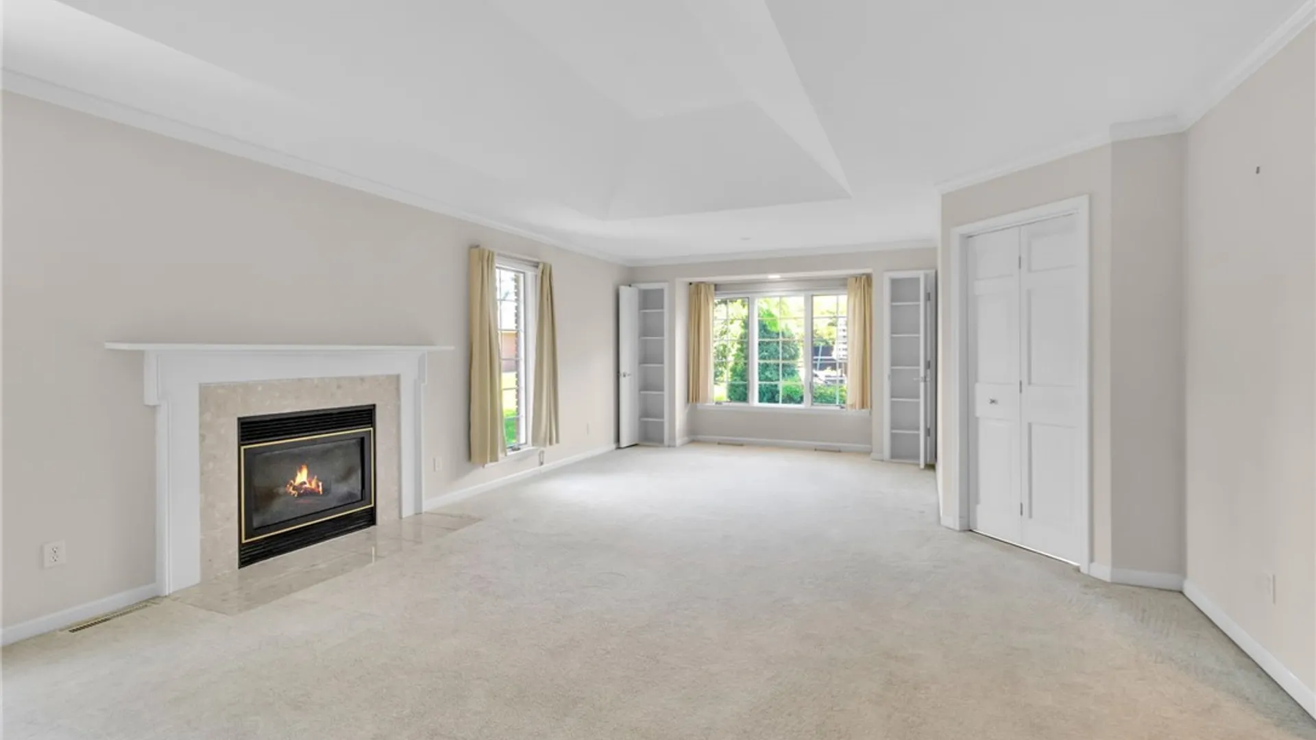 Property at 3 Saint Charles Court, Amherst, NY 14221 15