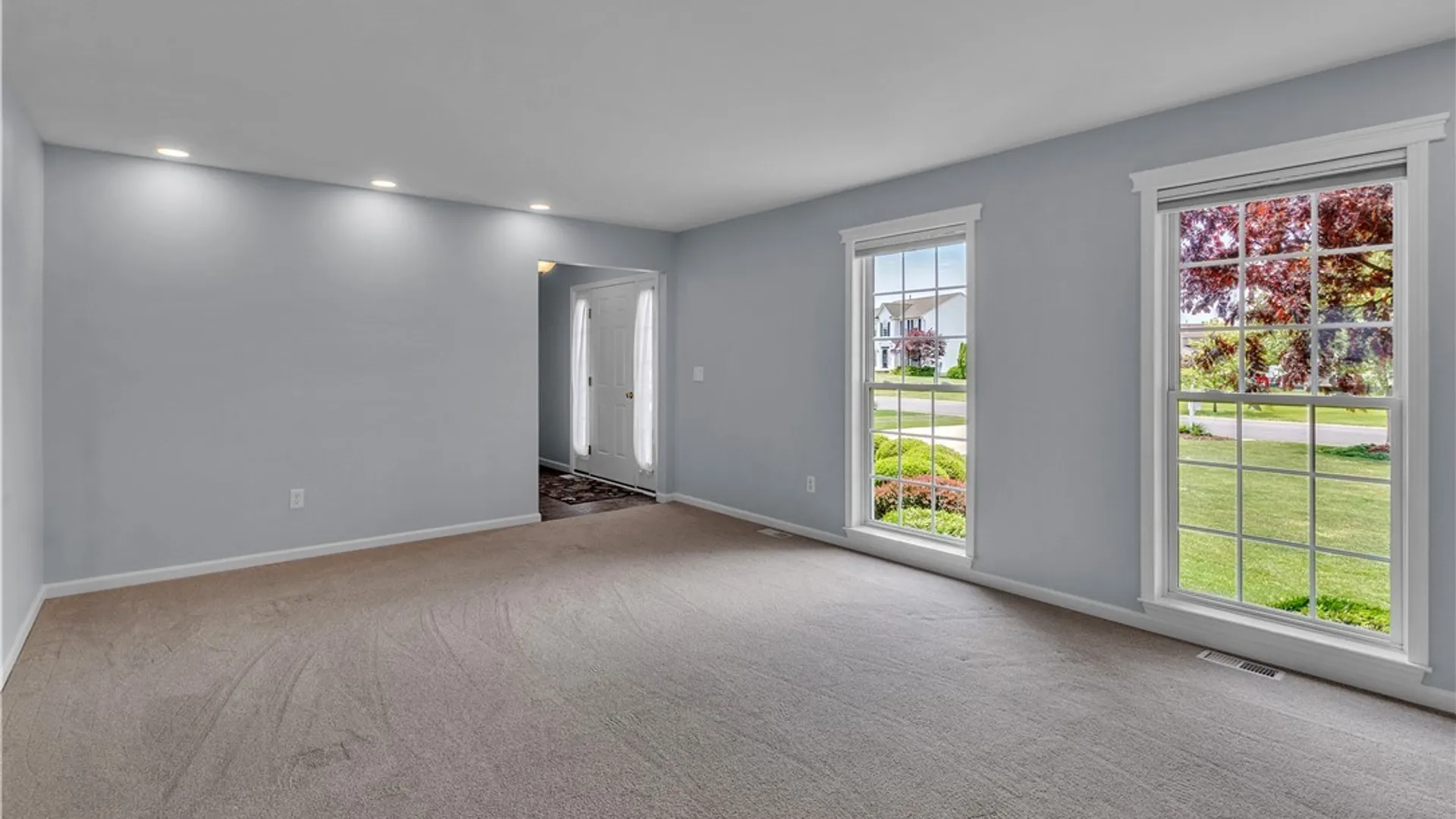 Property at 2445 King Fisher Lane, Wheatfield, NY 14304 19