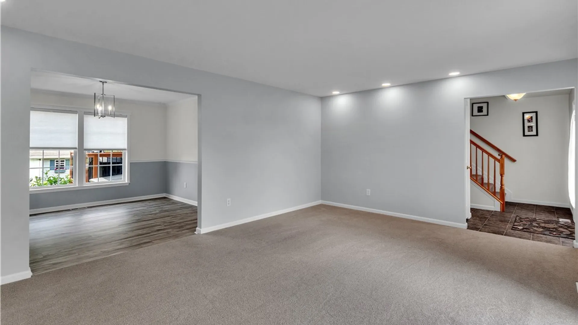 Property at 2445 King Fisher Lane, Wheatfield, NY 14304 20