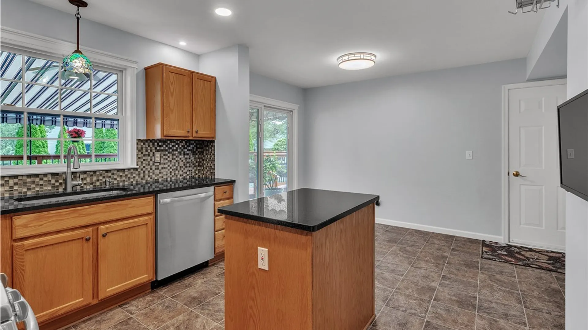 Property at 2445 King Fisher Lane, Wheatfield, NY 14304 29