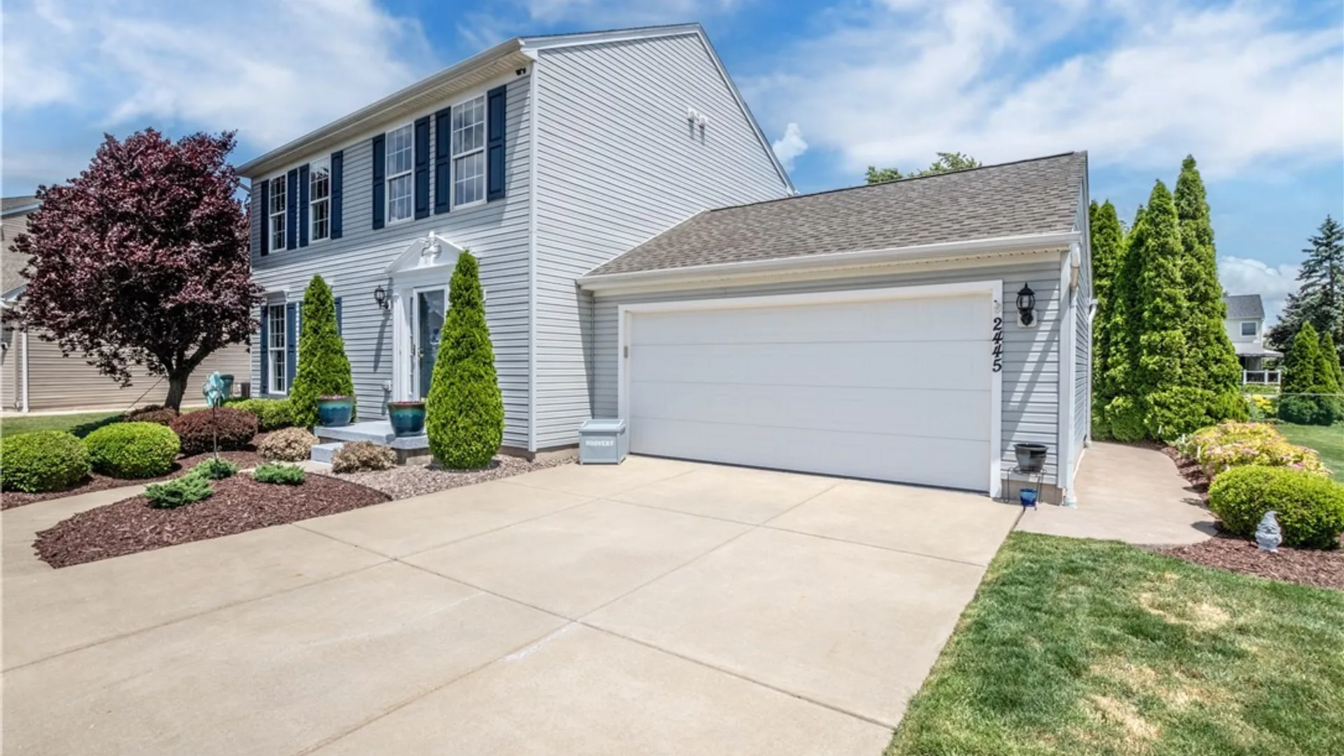 Property at 2445 King Fisher Lane, Wheatfield, NY 14304 3