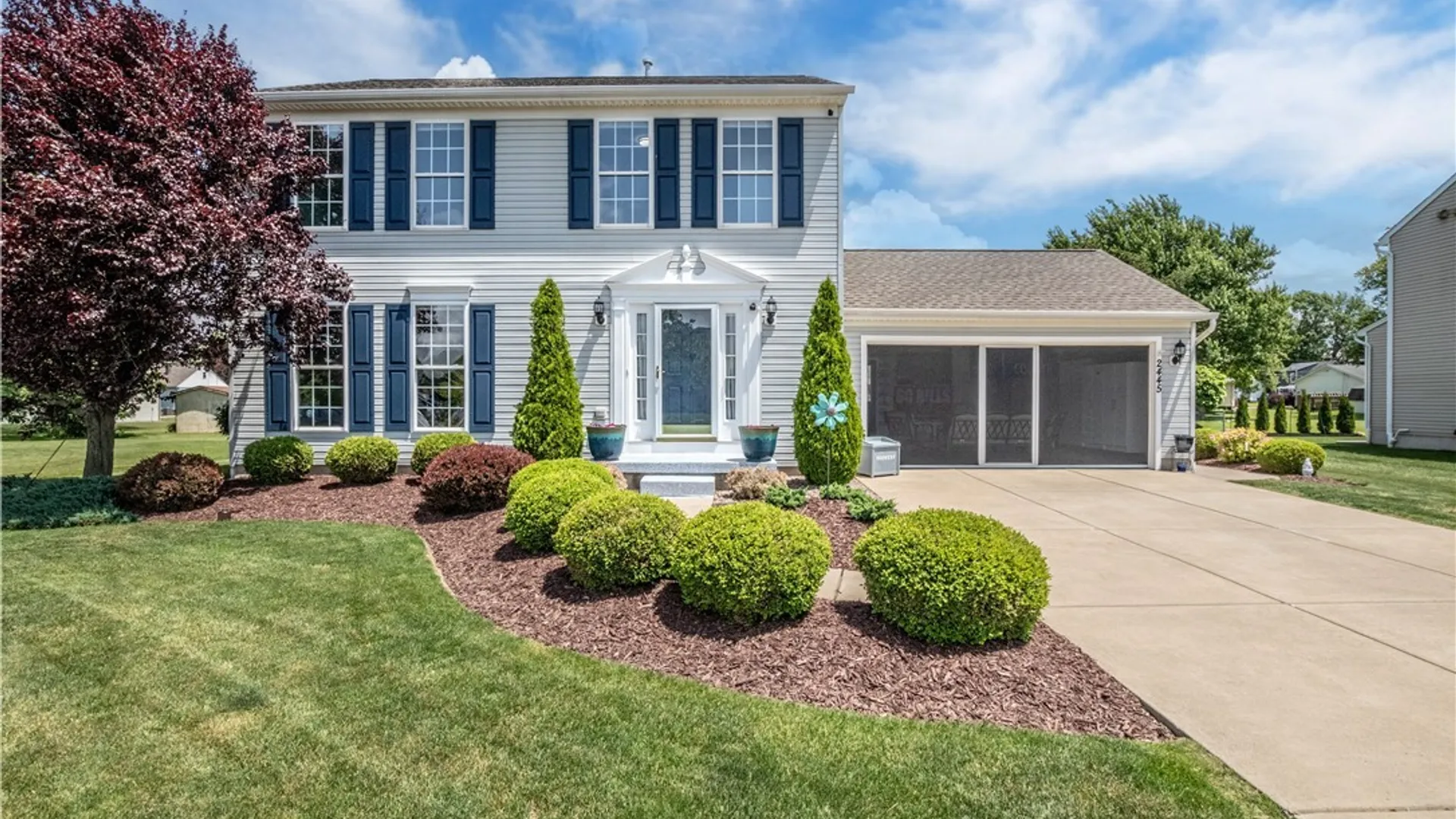 Property at 2445 King Fisher Lane, Wheatfield, NY 14304 4