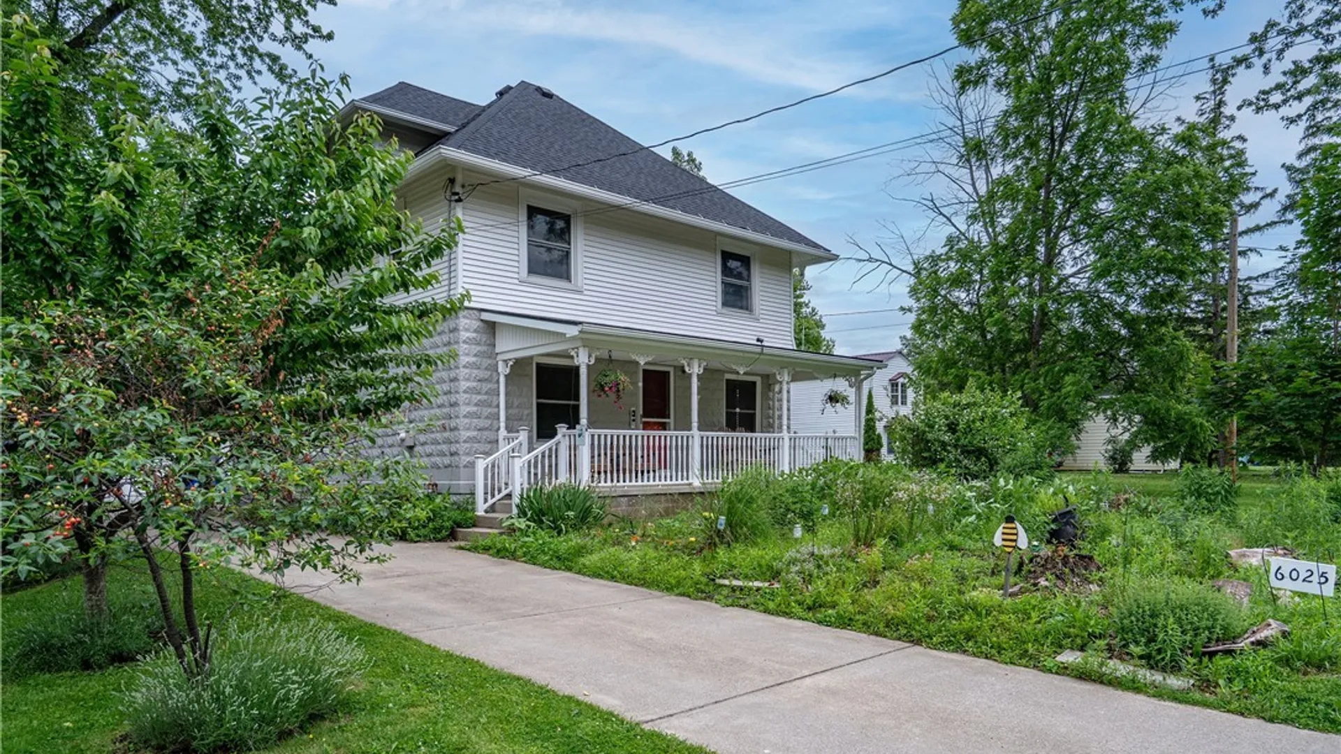 Property at 6025 Mckinley Parkway, Hamburg, NY 14075 3