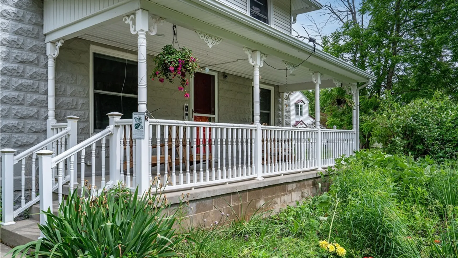 Property at 6025 Mckinley Parkway, Hamburg, NY 14075 4