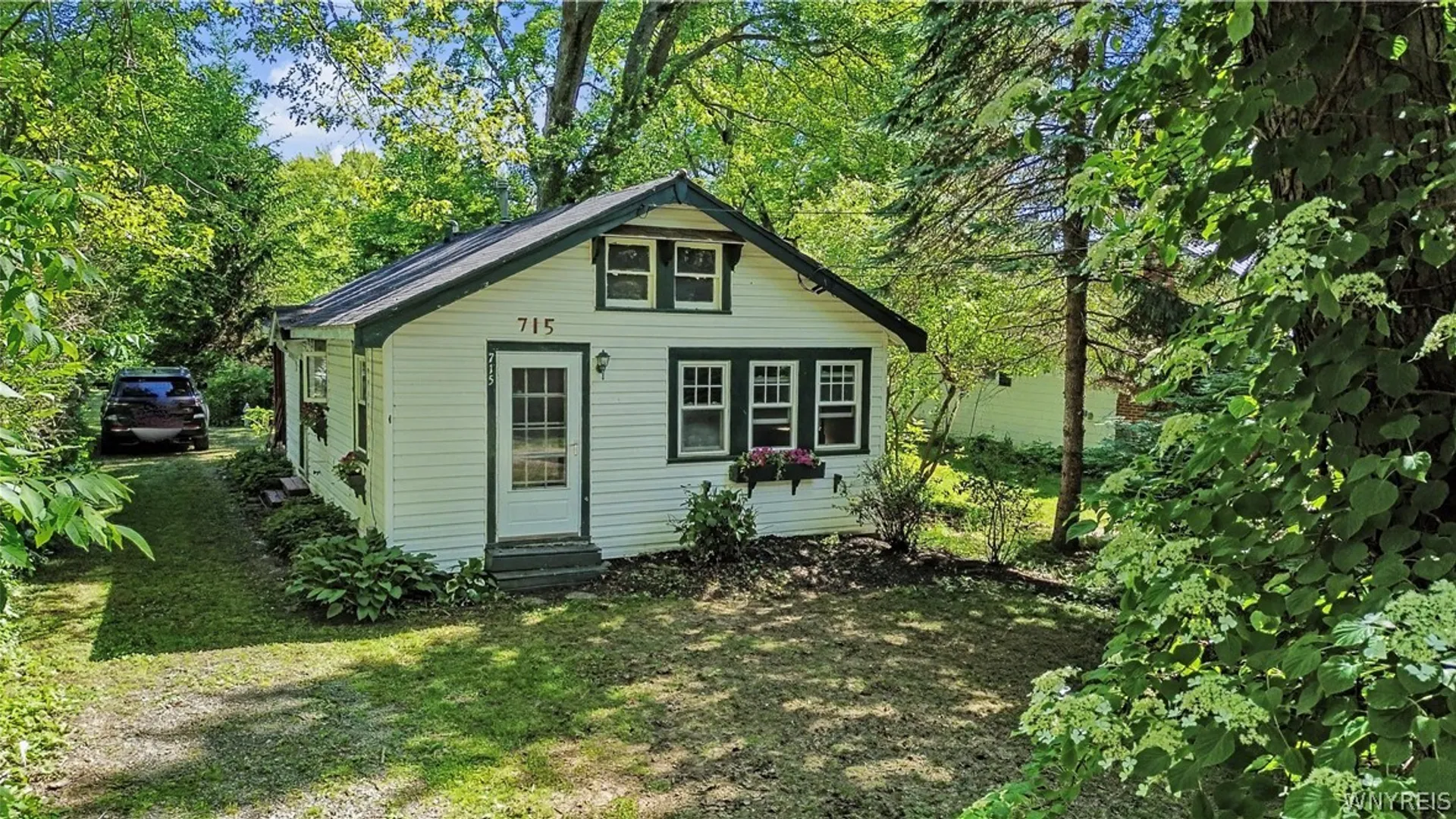 Property at 8598 Florence Avenue, Evans, NY 14006 24