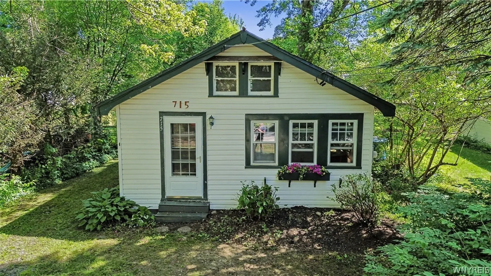 Property at 715 Sandy Avenue, Evans, NY 14006 6