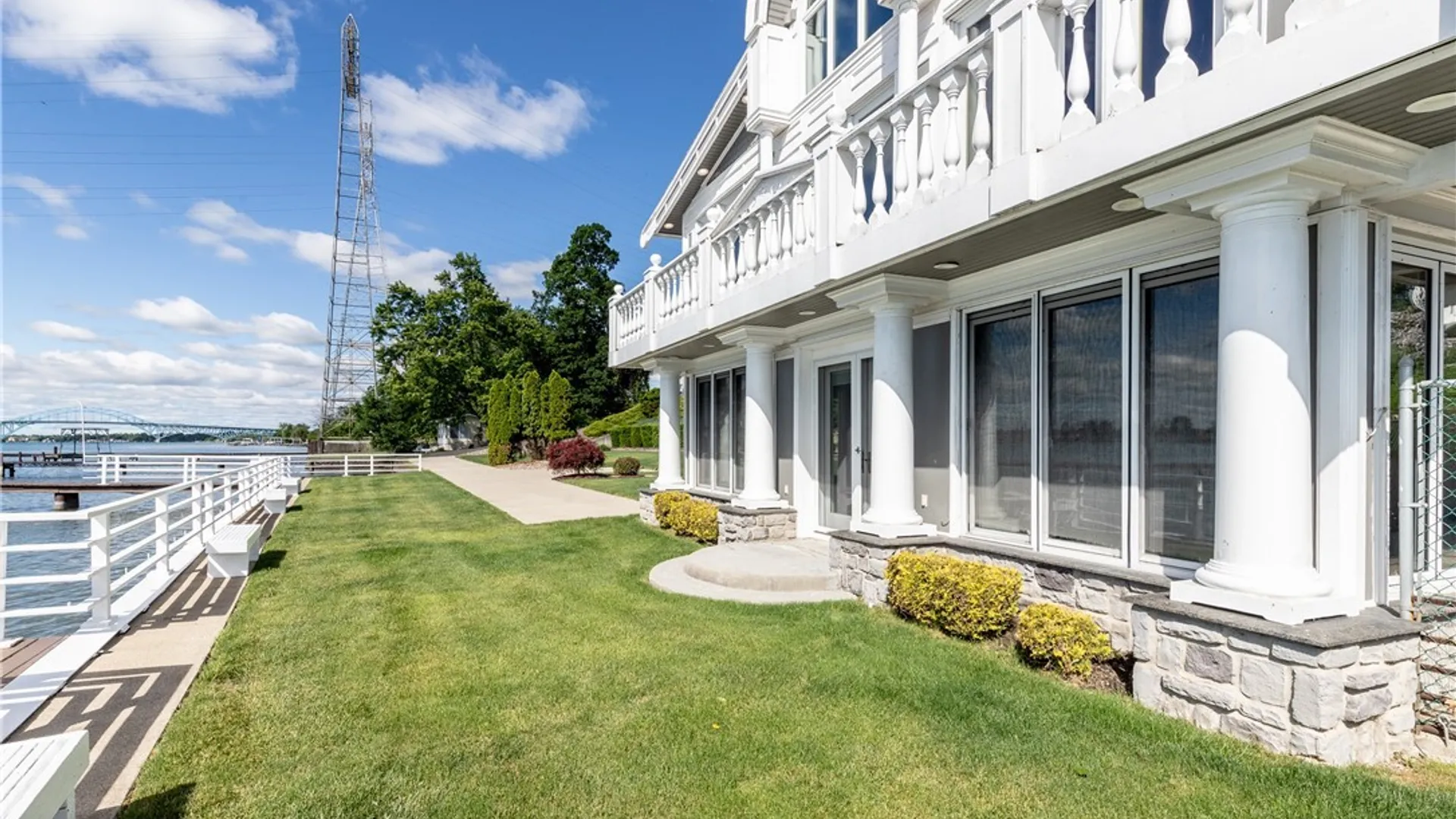 Property at 2039 E River Road, Grand Island, NY 14072 41