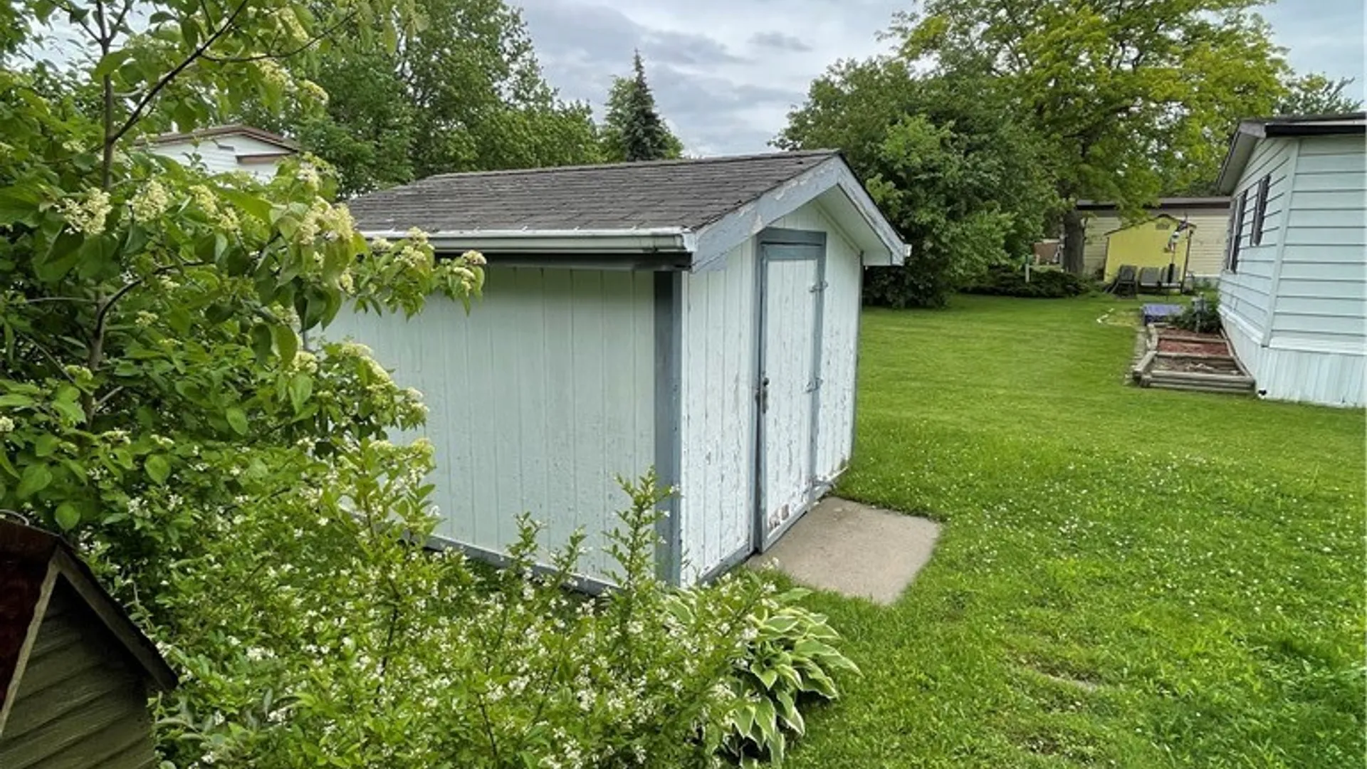 Property at 30 S Whispering Ln Lane, Hamburg, NY 14075 20