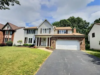 Property at 110 Londonderry Lane, Amherst, NY 14068