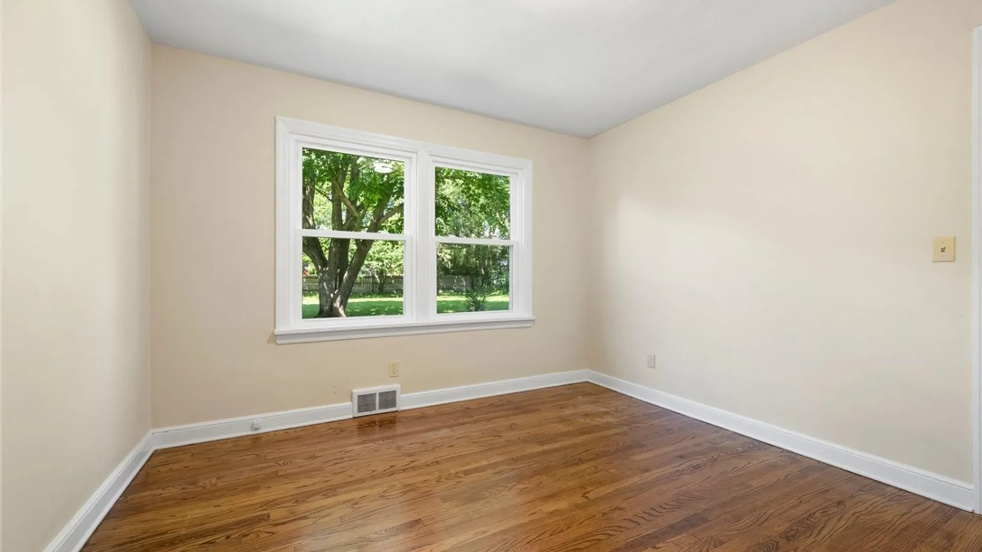 Property at 202 W Chestnut Street, Rome, NY 13440 18