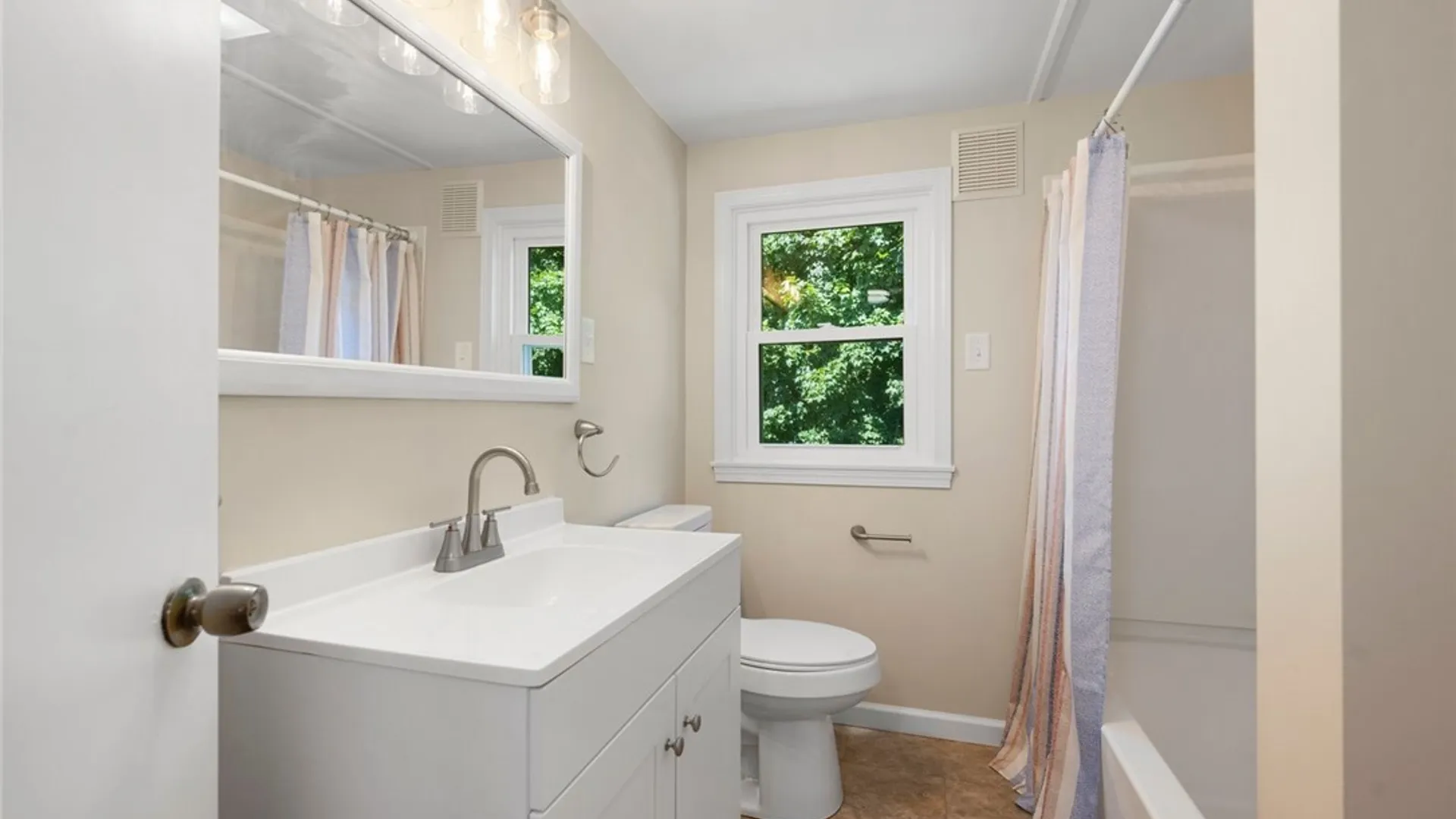 Property at 202 W Chestnut Street, Rome, NY 13440 31