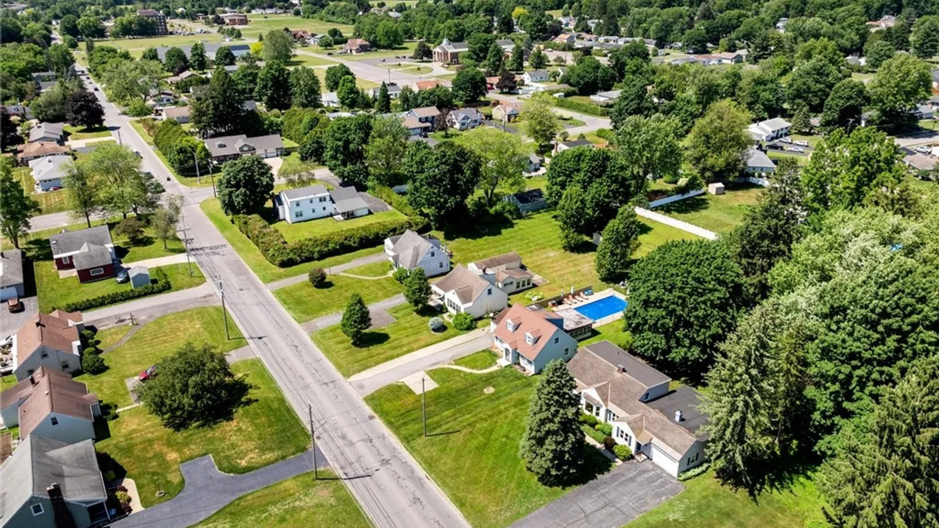 Property at 202 W Chestnut Street, Rome, NY 13440 44