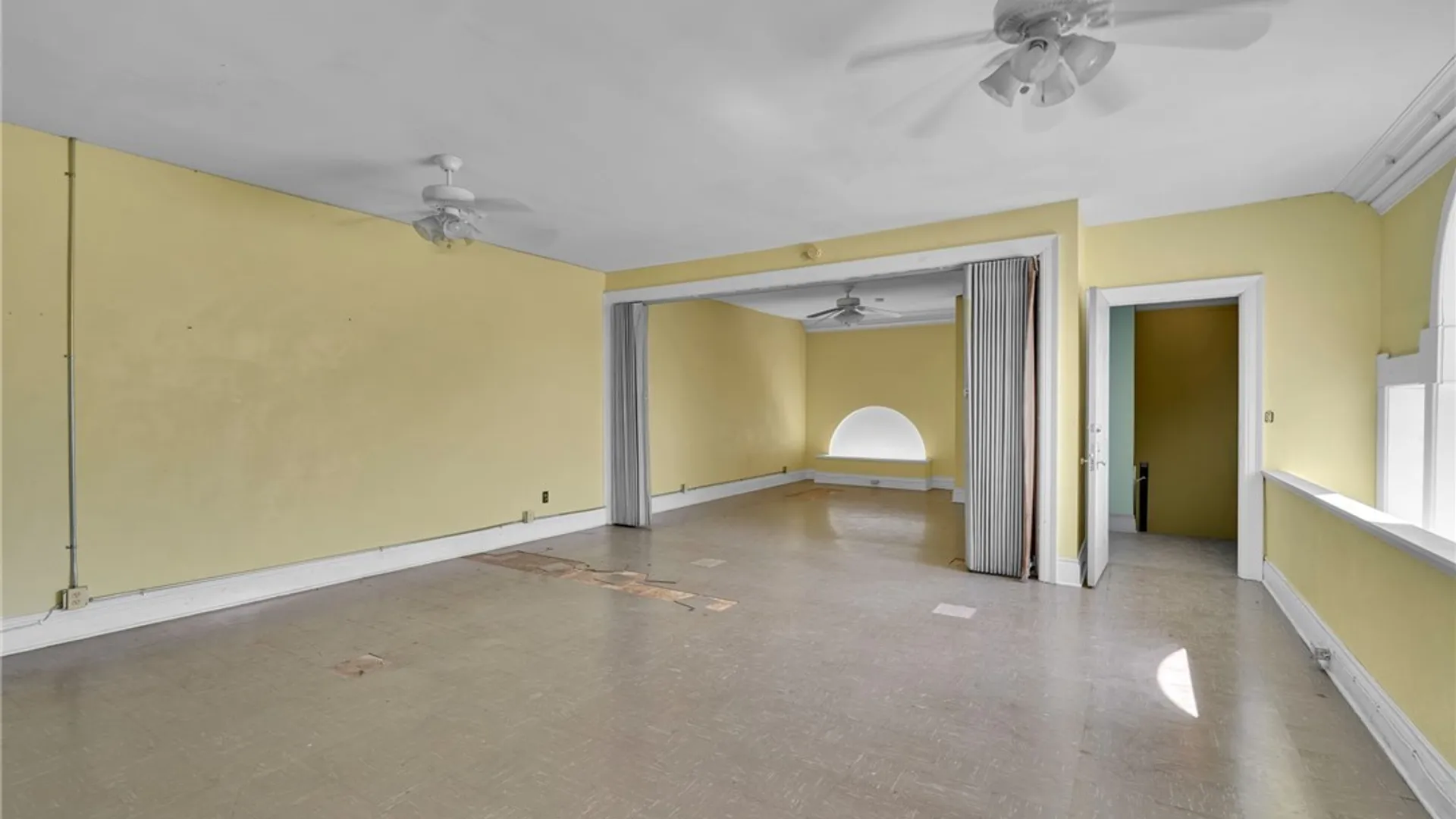 Property at 187 Southside Parkway, Buffalo, NY 14220 13