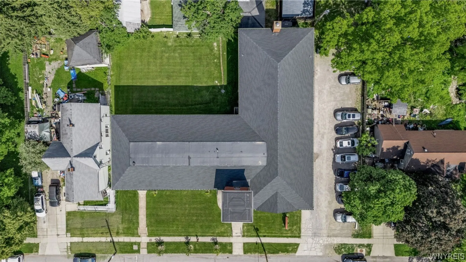 Property at 187 Southside Parkway, Buffalo, NY 14220 20