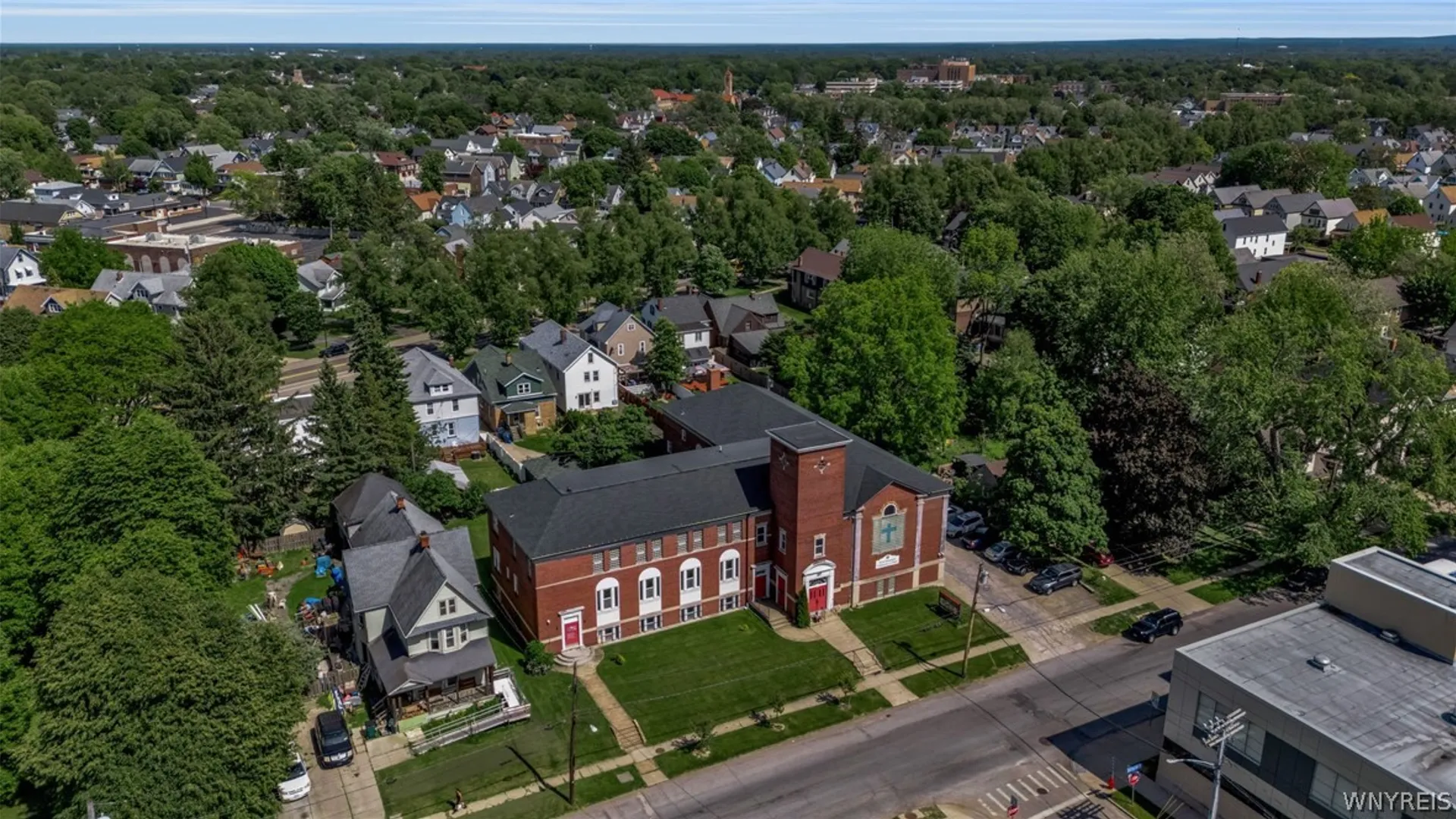 Property at 187 Southside Parkway, Buffalo, NY 14220 21