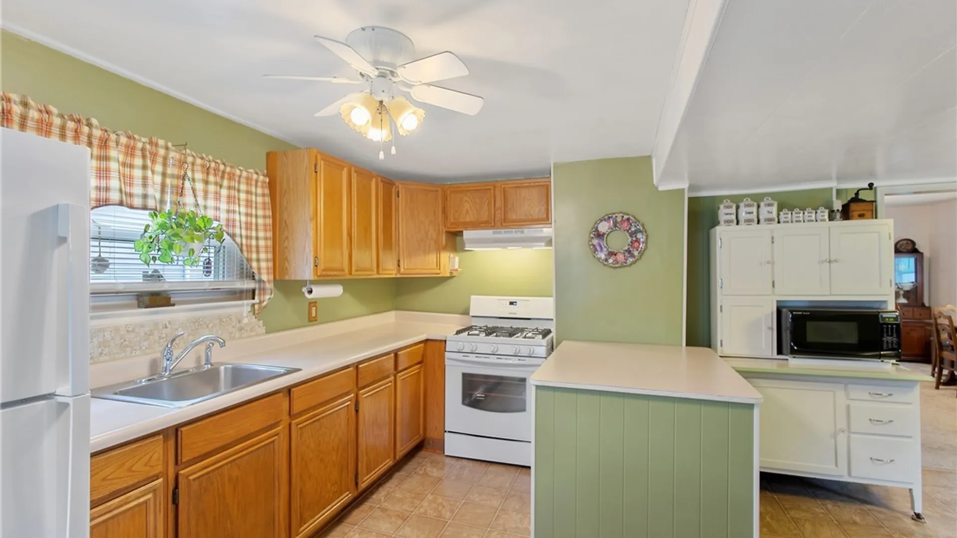 Property at 249 State Street, Auburn, NY 13021 10