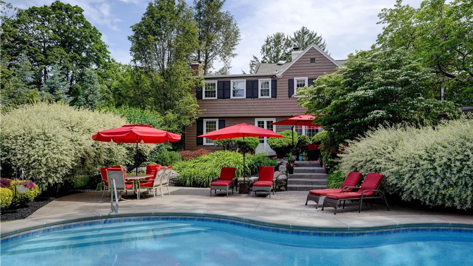 Property at 334 Clover Hills Drive, Brighton, NY 14618 46