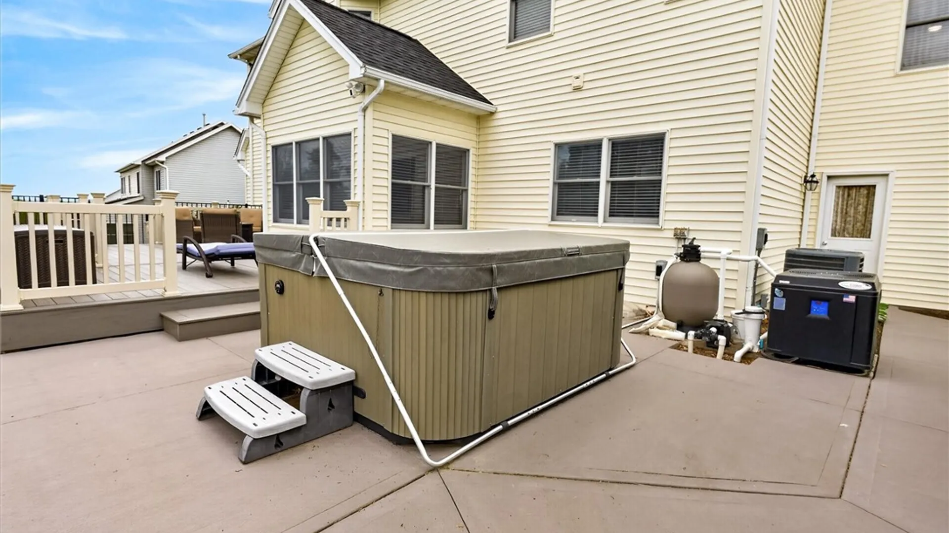 Property at 907 Taylor Rise, Victor, NY 14564 10