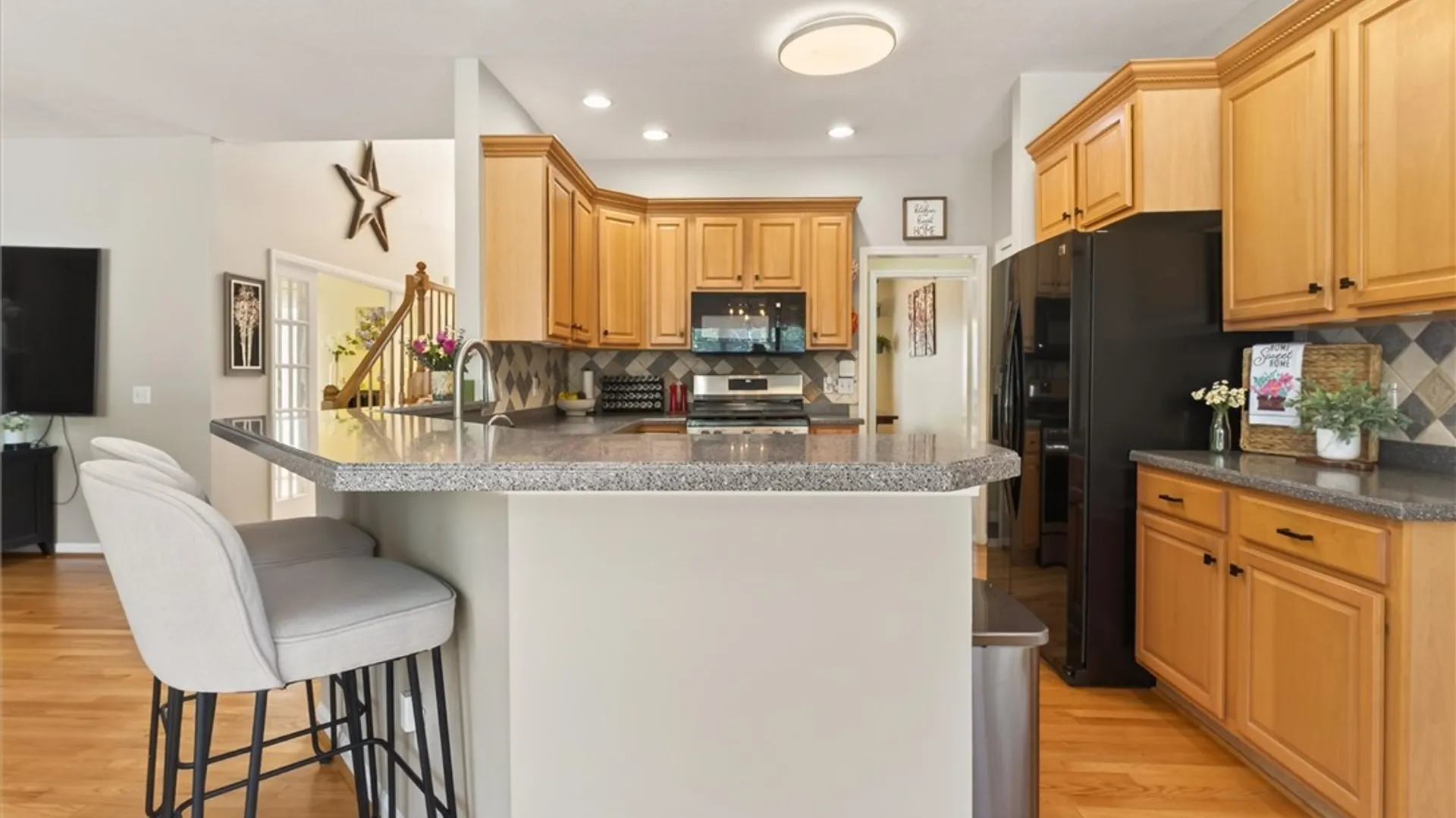 Property at 907 Taylor Rise, Victor, NY 14564 20