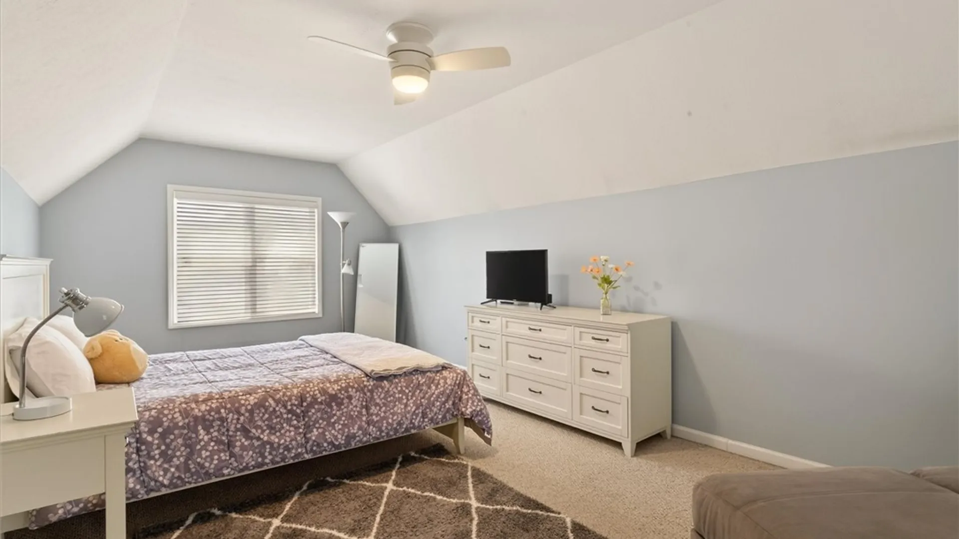 Property at 907 Taylor Rise, Victor, NY 14564 39