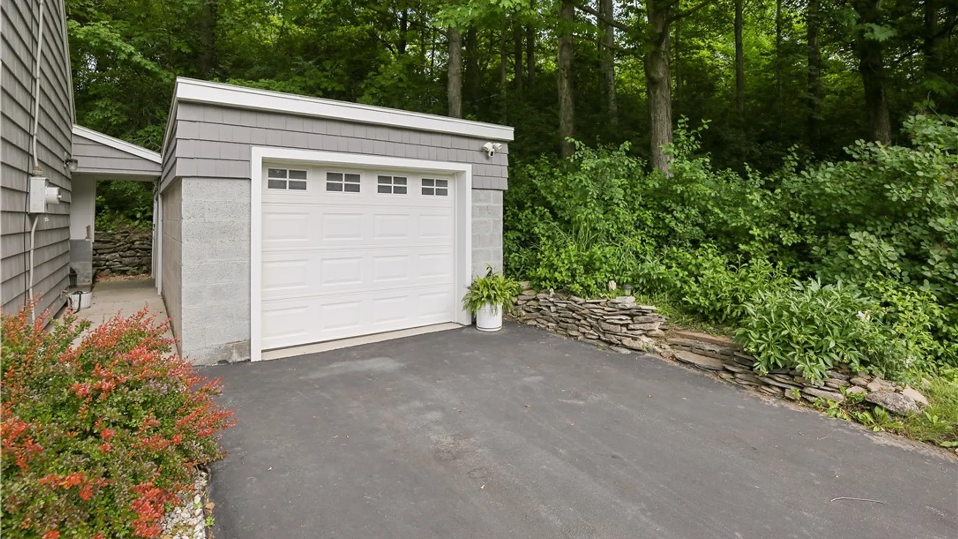 Property at 6567 Woodchuck Hill Road, DeWitt, NY 13078 4