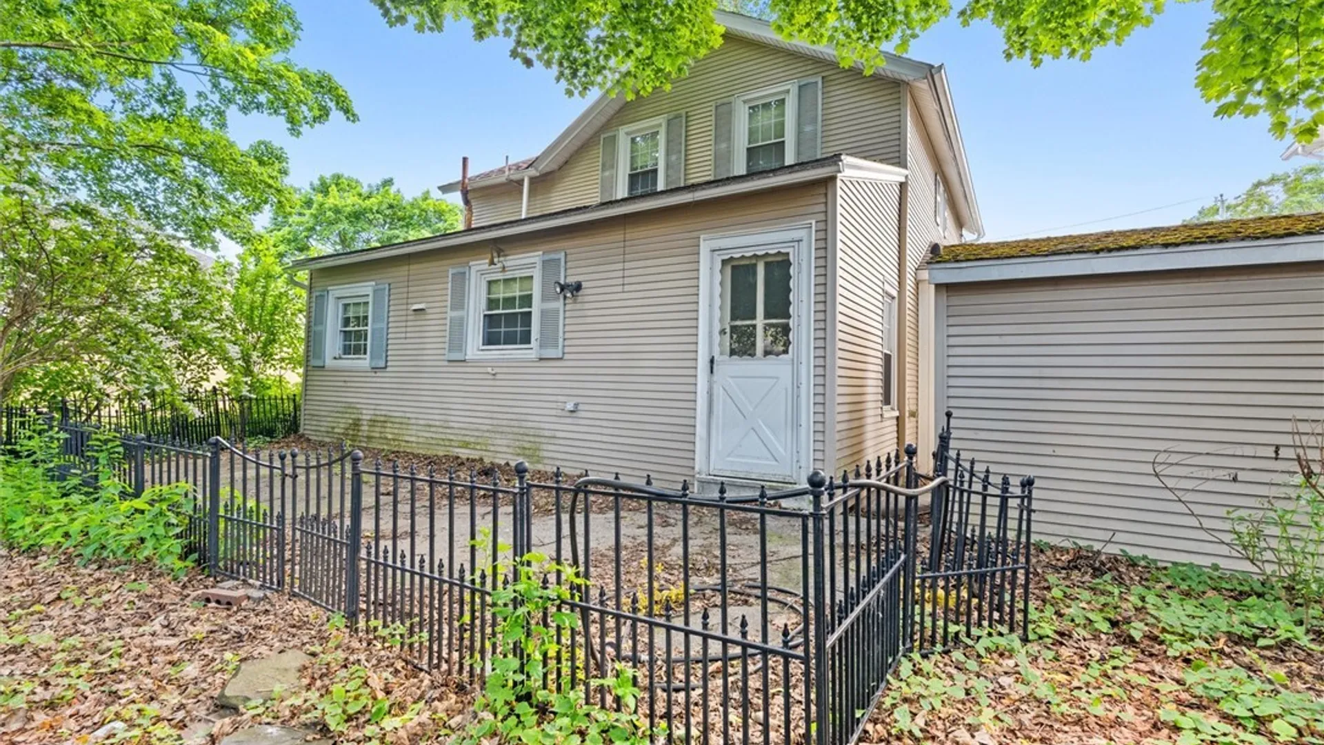 Property at 30 Sherman Street, Auburn, NY 13021 38