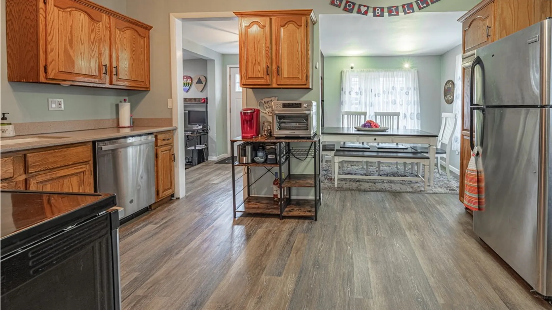 Property at 1 Royal Lane, Lockport City, NY 14094 11