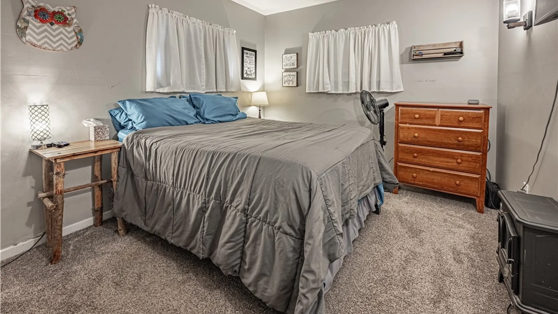 Property at 1 Royal Lane, Lockport City, NY 14094 21